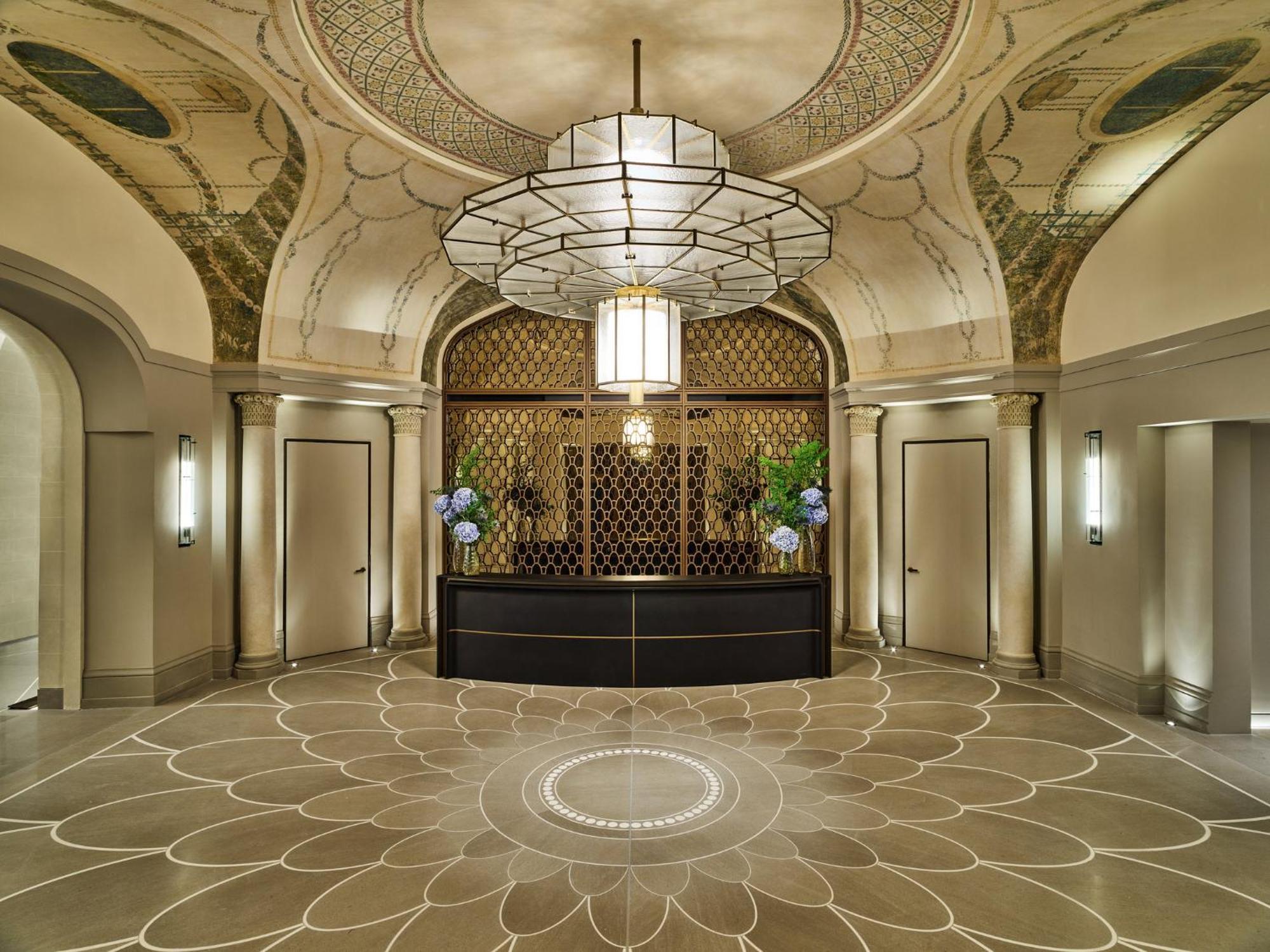 Hotel Lutetia 5*