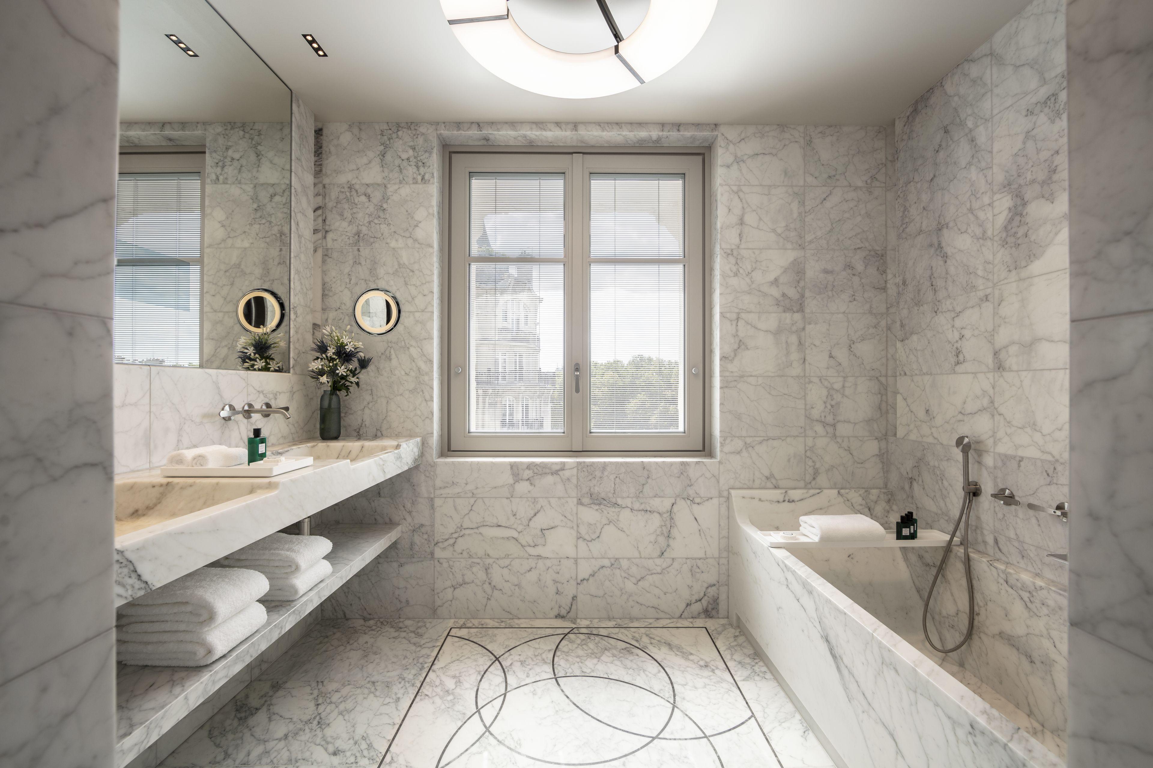 Lutetia Hotel 5*